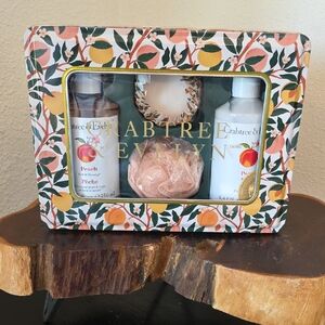 Crabtree & Evelyn Peach Bath & Body Set - Peach, Pink, Green